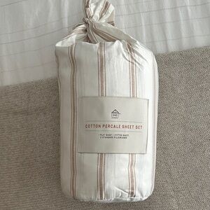 NEW Hearth & hand Queen Sheet Set